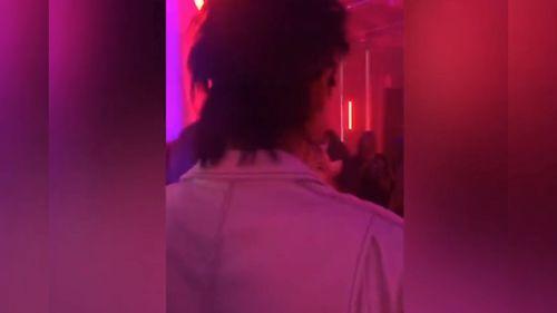 网友爆料某歌手选妃视频,网友热议背后的真相与争议  第2张